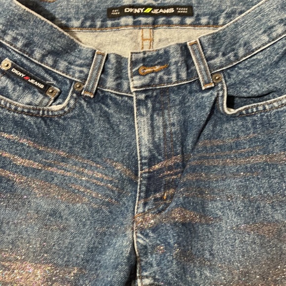 DKNY Jeans - Picture 2 of 3